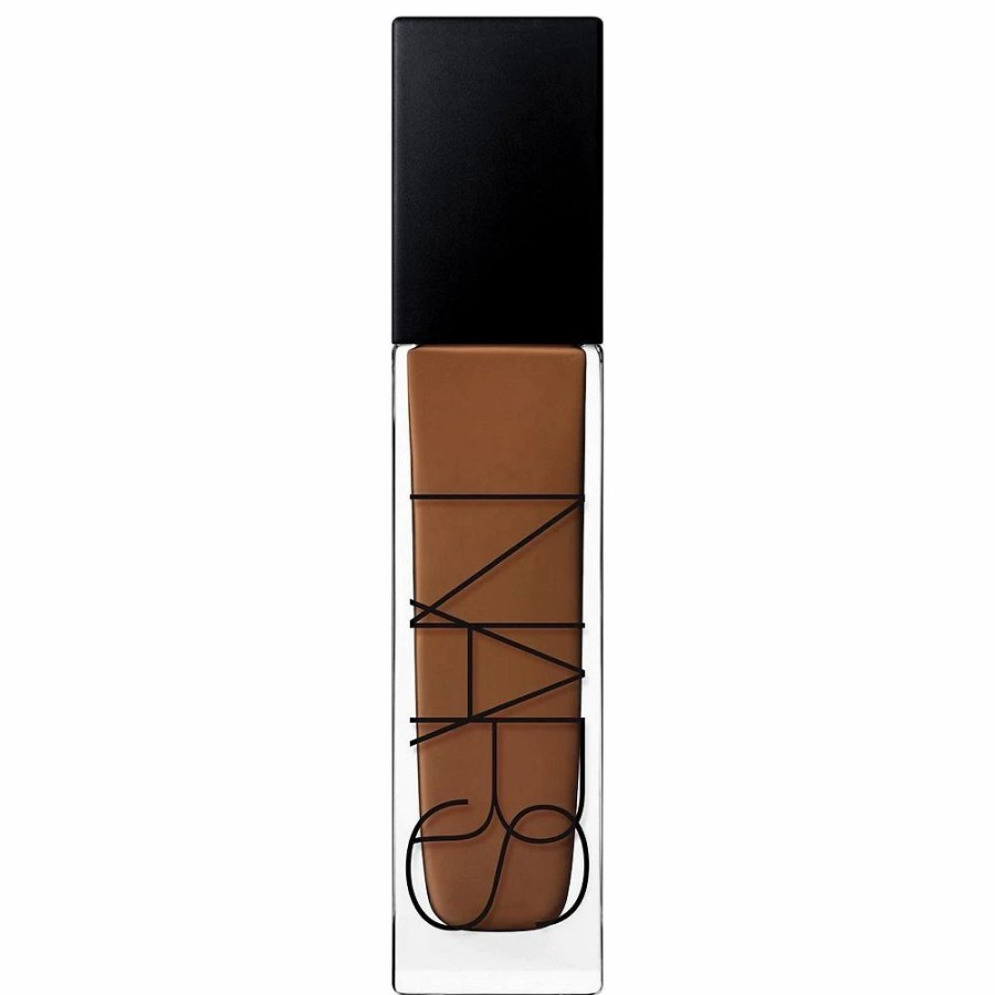 * Foundation | Nars Natural Radiant Longwear Foundation