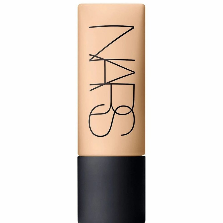 * Foundation | Nars Soft Matte Complete Foundation